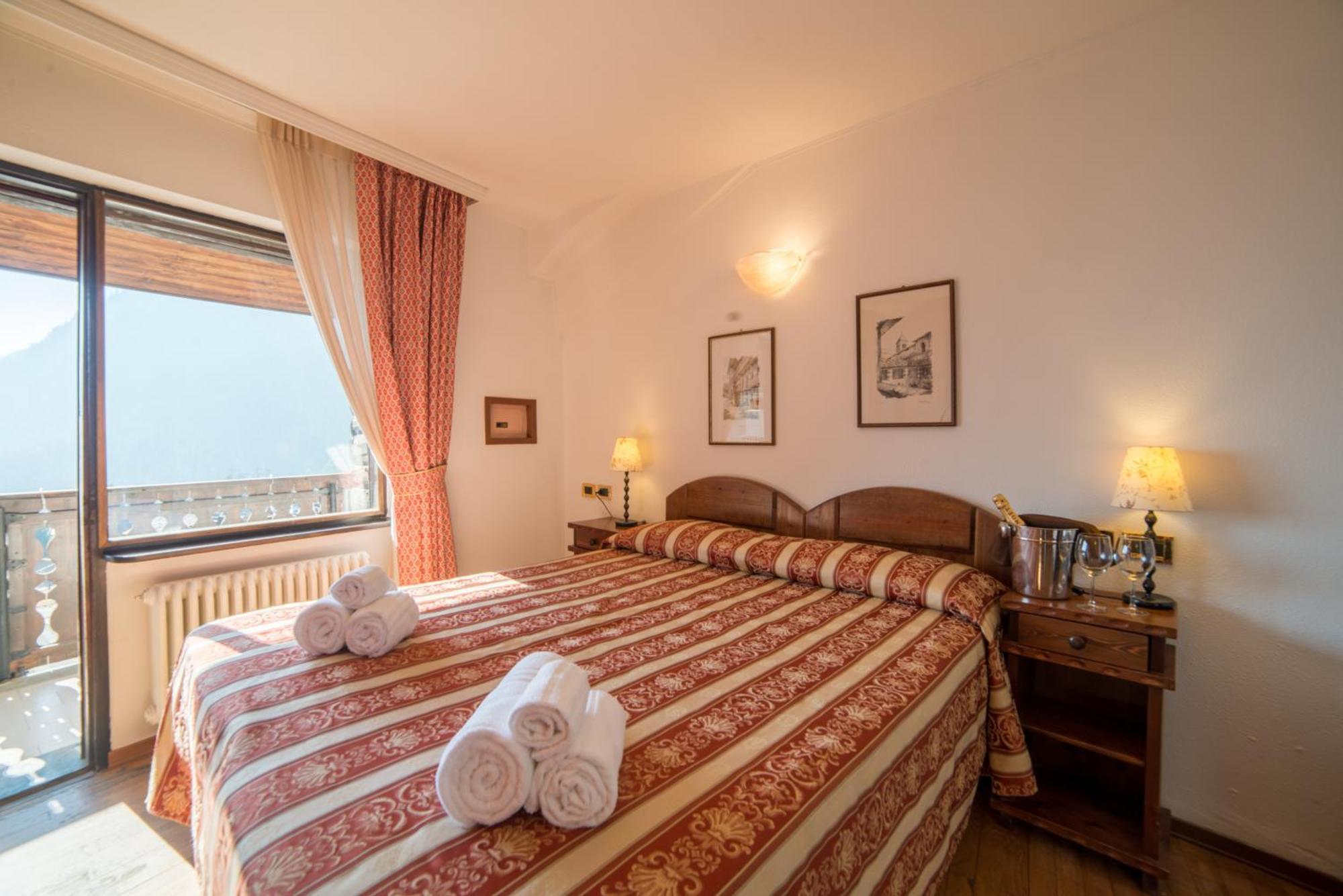 Hg Hotel Italia Брюссон Экстерьер фото